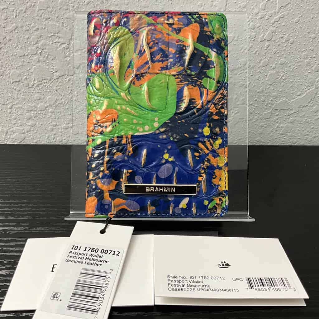 New – Brahmin Festival Green Passport (Love The Colors)