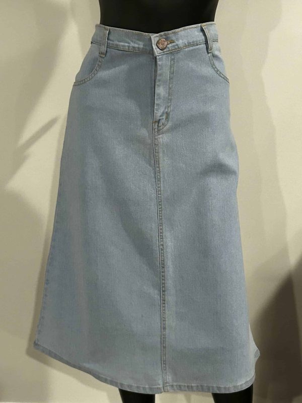 Fashion Light Blue Denim Skirt (Size MED)