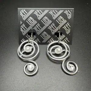 New - Jeff D. Circle Earrings(Piereced)