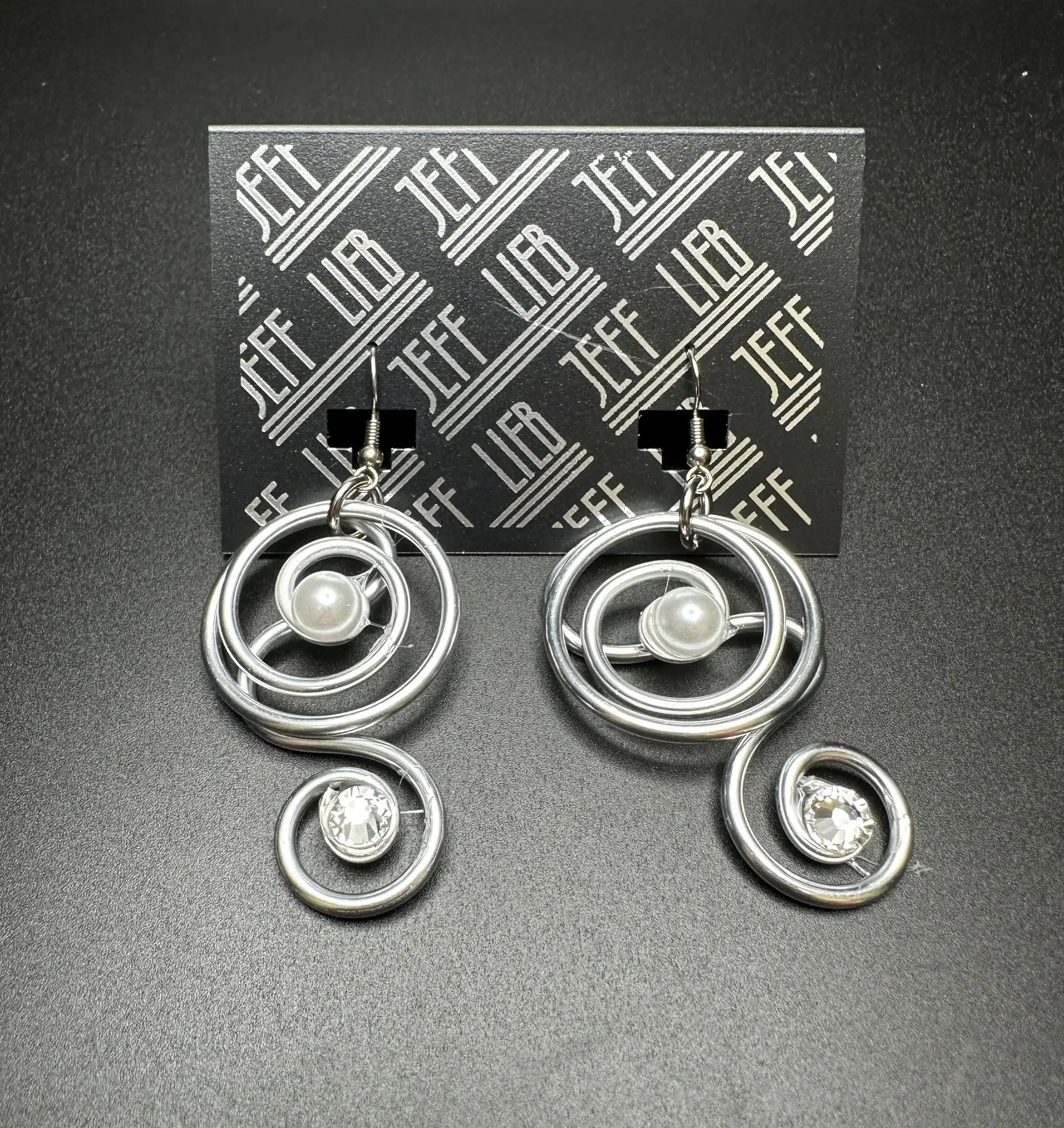 New – Jeff D. Circle Earrings(Piereced)