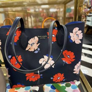 Kate Spade Bleecker Dotty Large Tote SOLD