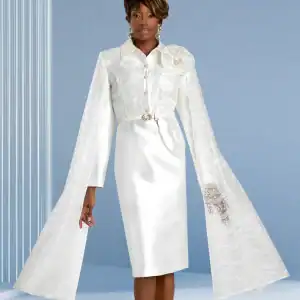 New - Donna Vinci White Sleeve Cloak (18)