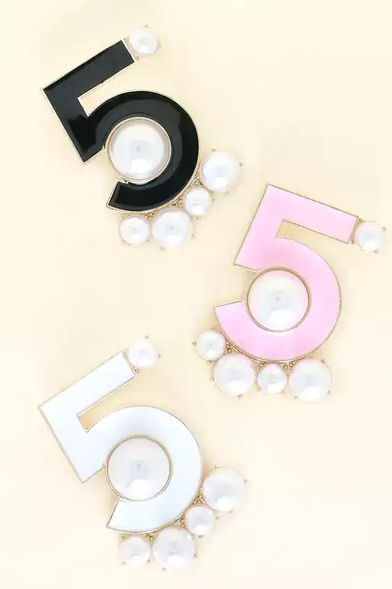 Pearl Number 5 Brooch Pin White
