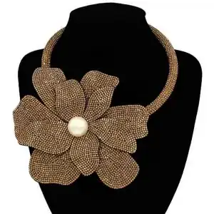 New - Designer Short Oversized Flowered w/Pearl Necklace (2 Color Selection Left) Nice