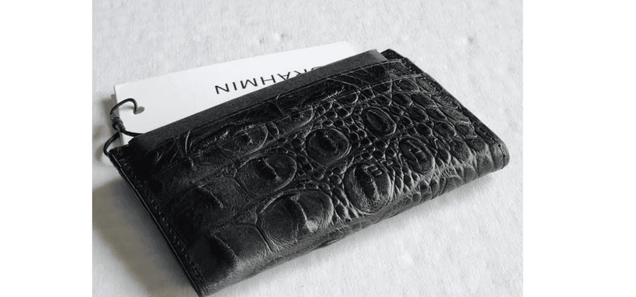 New – Men Brahmin Black Credit Card Holder