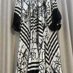 New - Designer Black & White One Size Pleated Dress (Oh Yes)