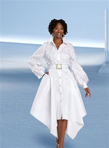 New -Donna Vinci White Handkerchief (Size 24)